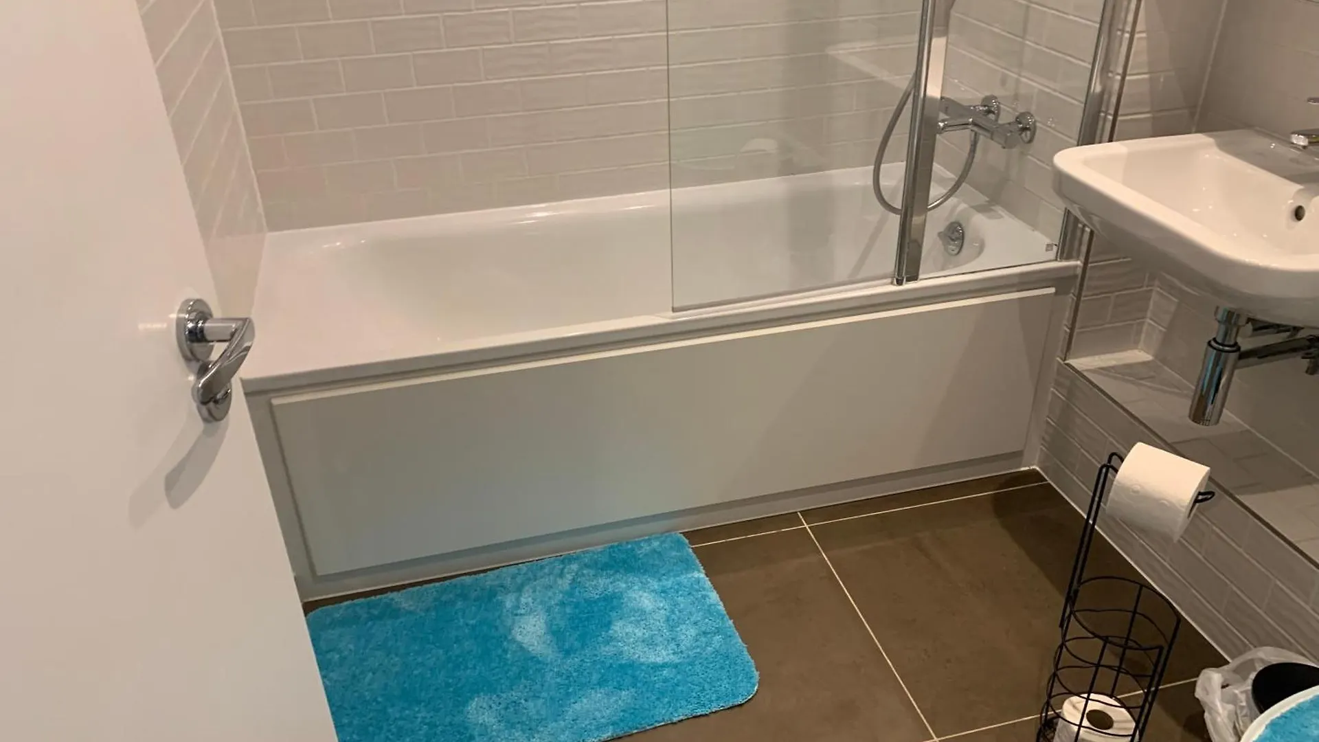 Grandeaur 2-Bedrooom Apartment In Royal Asenal With Riverview Londra Regno Unito